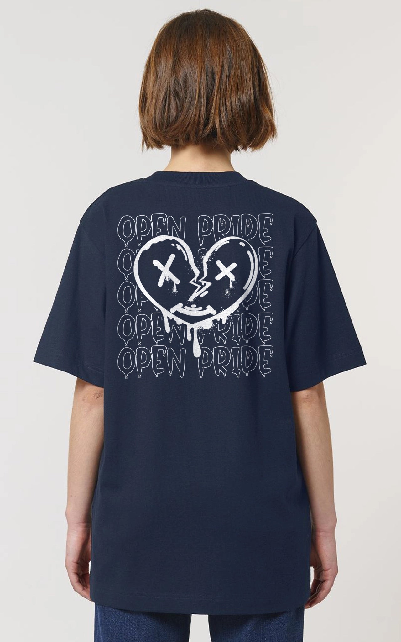 Weißer Backprint – Einzigartiges Detail des Urban Heart T-Shirts navy blau